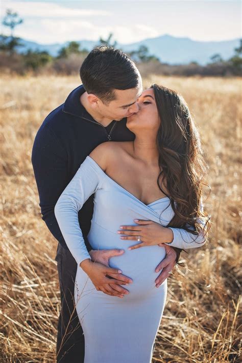 romantic baby photos|32 Stunning Couple Maternity Photoshoot Ideas and .